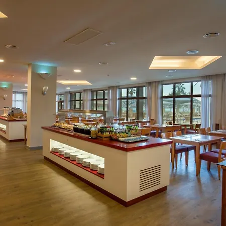 Hotel Monterrey By Pierre & 4*