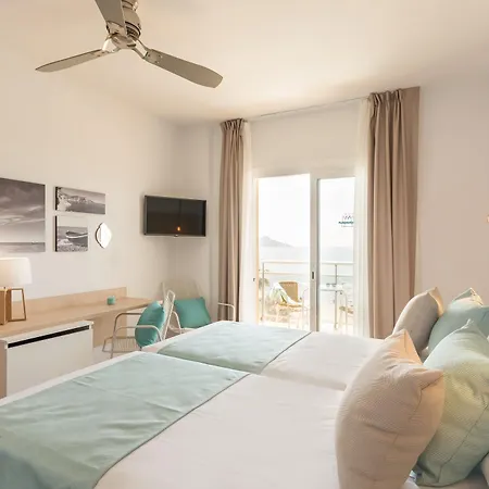 Monterrey By Pierre & Hotel Roses