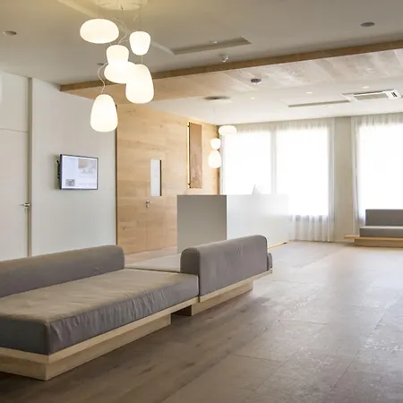 Monterrey By Pierre & Hotel Roses