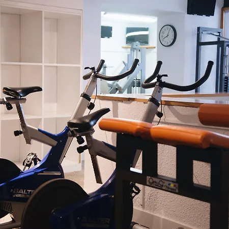 Hotel Monterrey By Pierre & 4*